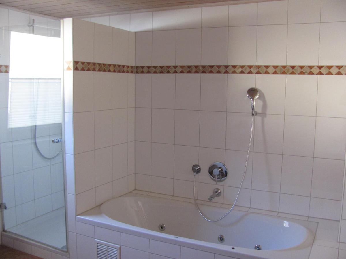 #7 Ferienhaus Mit Schlossblick Trunkelsberg Fuer Max 6 Personen,Kueche Komplett Eingerichtet, 2 Baeder 3 Schlafzimmer Top-Ausstattung エクステリア 写真